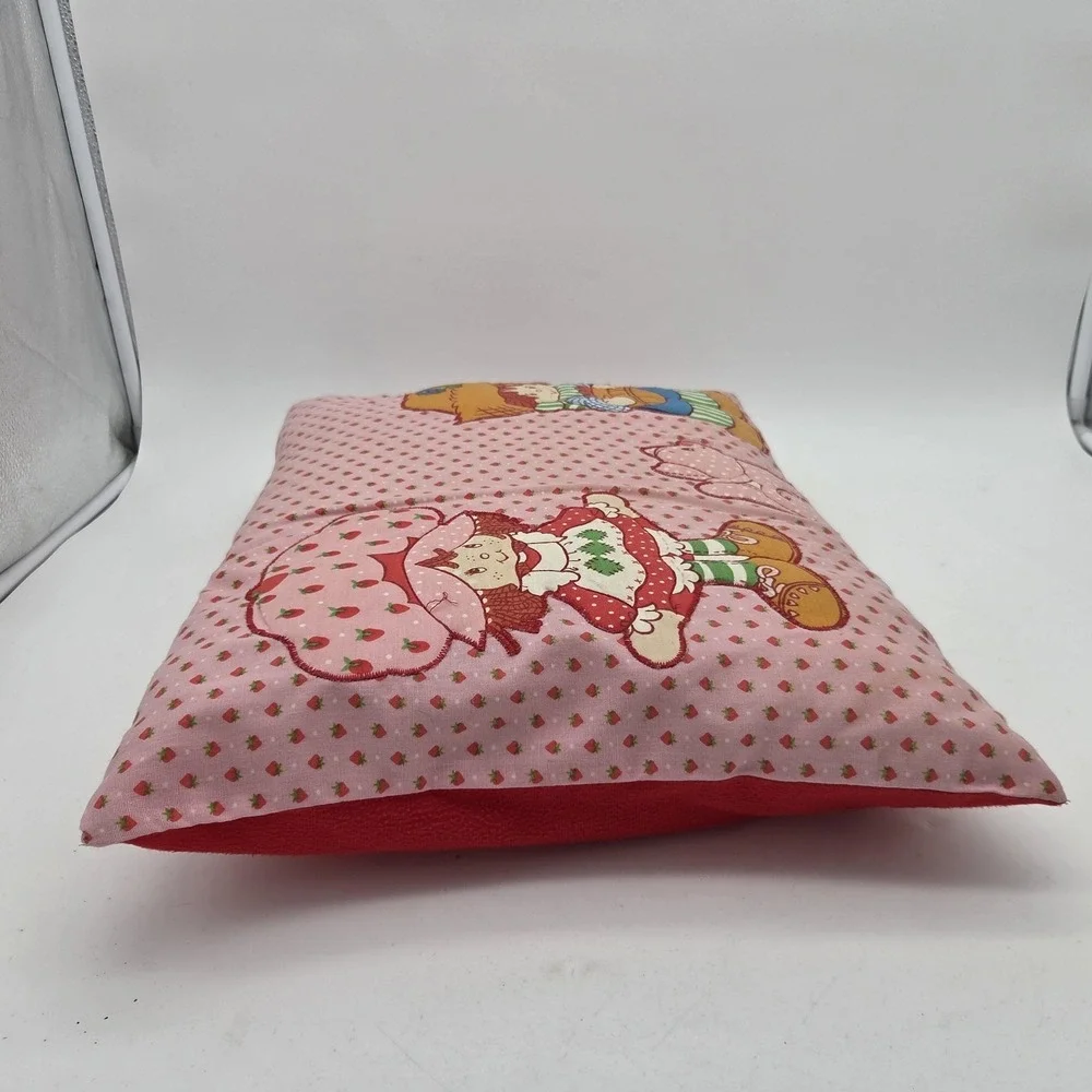 Strawberry Shortcake Throw Pillow 18
